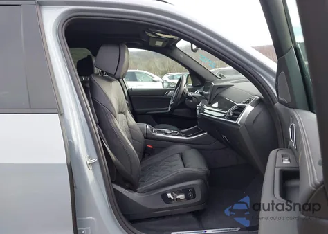 2026 BMW X5 xDrive40I z USA, uszkodzony, nr VIN 5UX23EU02T9188543